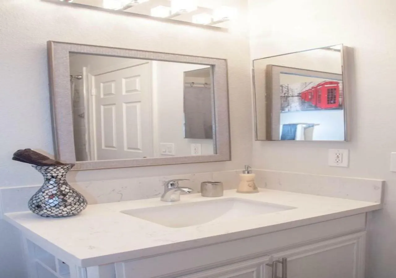 Luxurious Stay At Modern Condo Las Vegas